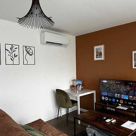 Maison La Capucine Sur Quai De Seine, Wifi, Machine A Laver, Parking Prive Gratuit Vernon  Exteriér fotografie