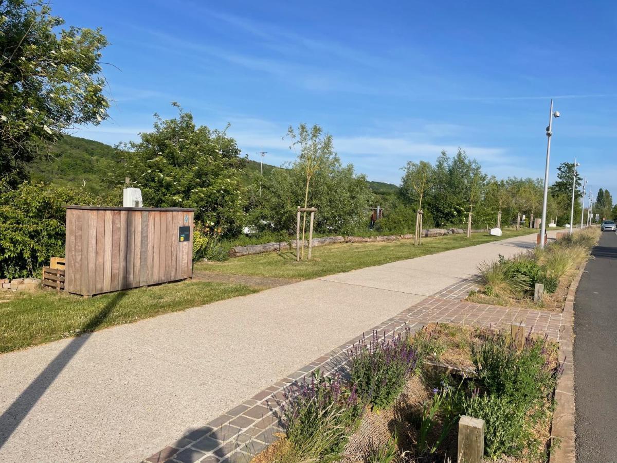 Maison La Capucine Sur Quai De Seine, Wifi, Machine A Laver, Parking Prive Gratuit Vernon  Exteriér fotografie